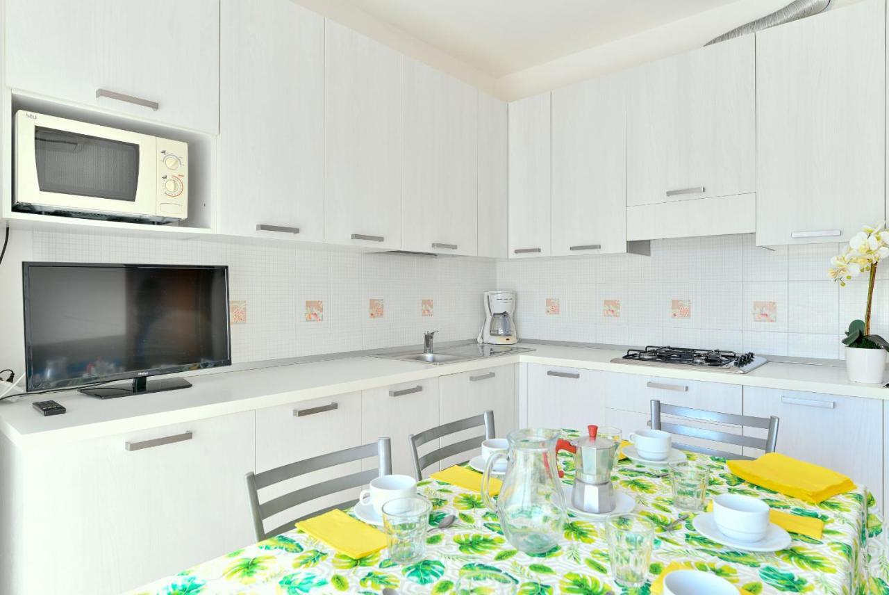 Residence Le Zattere Bibione Exterior foto
